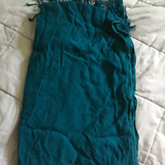 GUC Turquoise pashmina - Picture 3 of 5